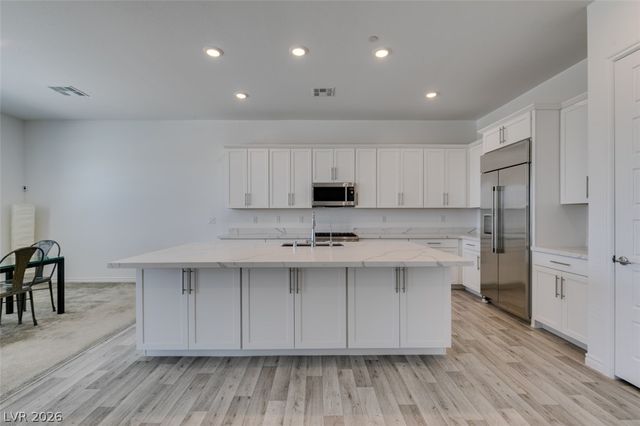 988 Edinburgh Fields Court, Las Vegas, NV 89138