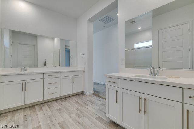 988 Edinburgh Fields Court, Las Vegas, NV 89138