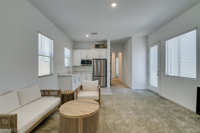 988 Edinburgh Fields Court, Las Vegas, NV 89138