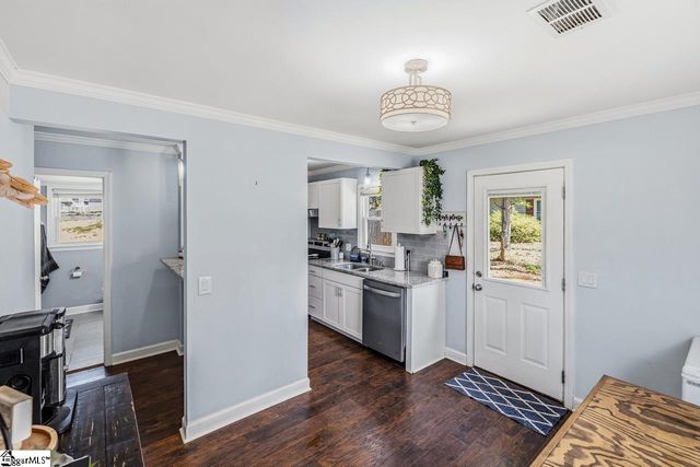 135 Ashdown Drive, Simpsonville, SC 29680