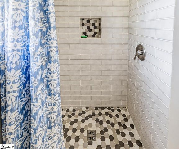 135 Ashdown Drive, Simpsonville, SC 29680