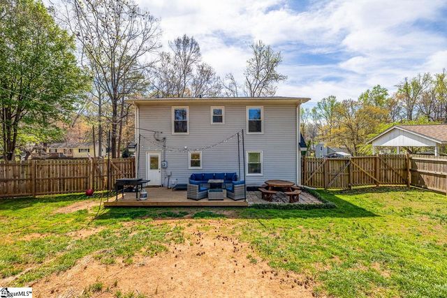 135 Ashdown Drive, Simpsonville, SC 29680