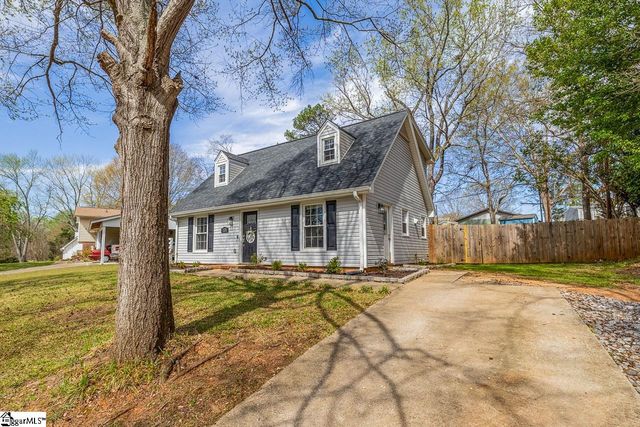 135 Ashdown Drive, Simpsonville, SC 29680