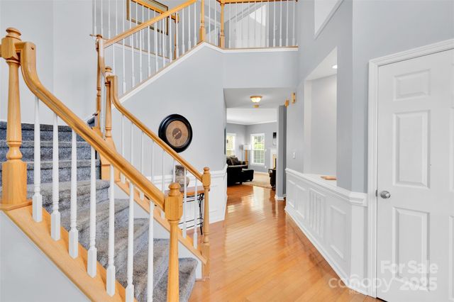 8832 Cavonnier Lane, Charlotte, NC 28216