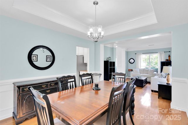 8832 Cavonnier Lane, Charlotte, NC 28216