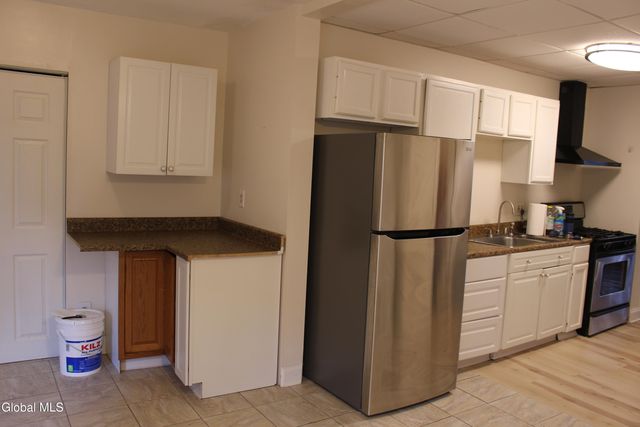 7-11 Forbes Avenue, Rensselaer, NY 12144