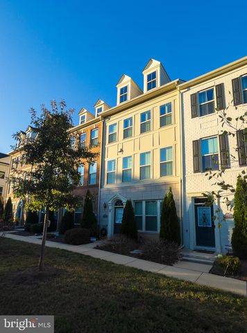 3620 COMMODORE JOSHUA BARNEY DR NE, Washington, DC 20018