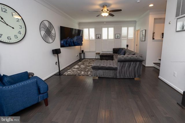 3620 COMMODORE JOSHUA BARNEY DR NE, Washington, DC 20018