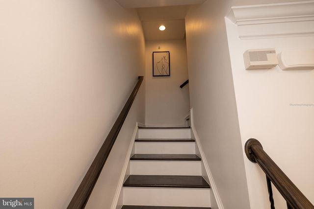 3620 COMMODORE JOSHUA BARNEY DR NE, Washington, DC 20018