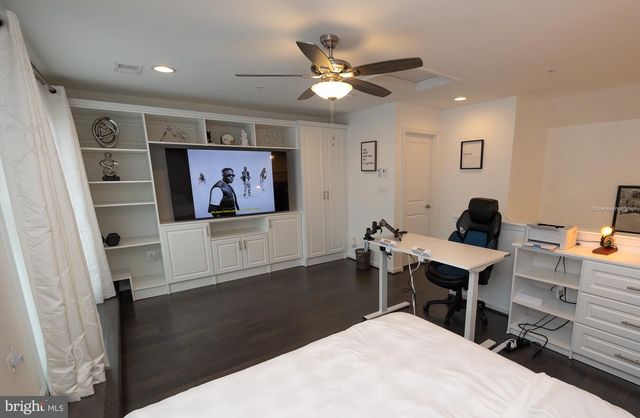 3620 COMMODORE JOSHUA BARNEY DR NE, Washington, DC 20018