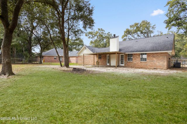 8721 Mermaid Avenue, Ocean Springs, MS 39564