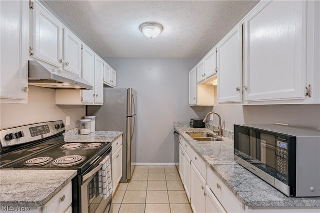 1680 Cedarwood Drive 343, Westlake, OH 44145