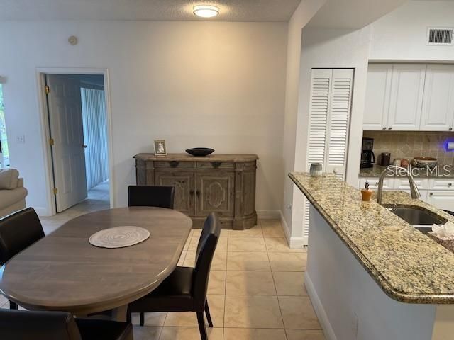 7280 ELEANOR CIRCLE 101, Sarasota, FL 34243