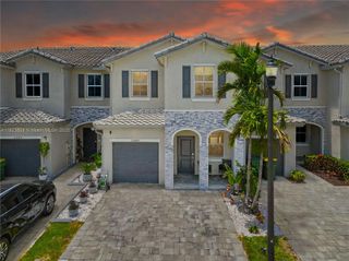 2647 SE 13th St, Homestead, FL 33035