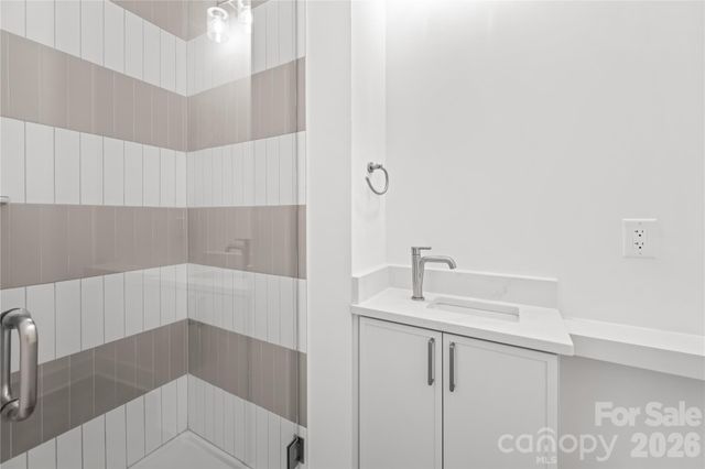 123 Haywood Street 401, Asheville, NC 28801
