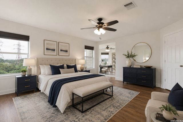 10801 FOX CRST, Live Oak, TX 78233