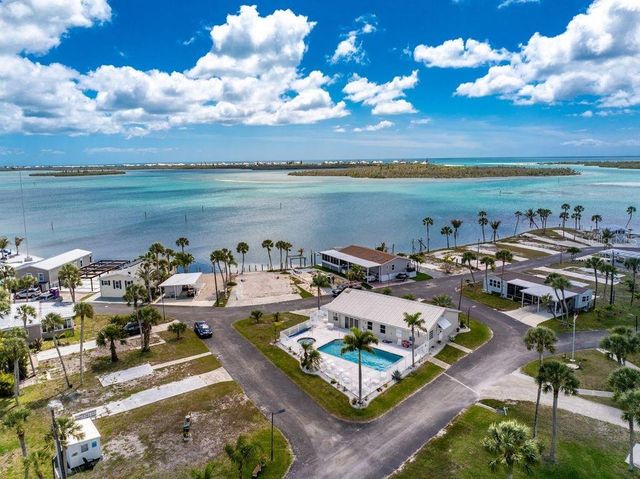 7500 PARK POINTE DRIVE 24, Englewood, FL 34224