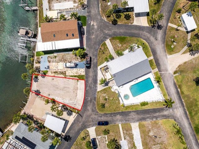 7500 PARK POINTE DRIVE 24, Englewood, FL 34224