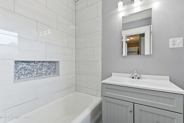 2123 Dorothy Ave 3, Louisville, KY 40205