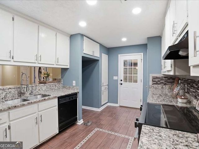 7154 Cedar Hill Drive, Gainesville, GA 30507