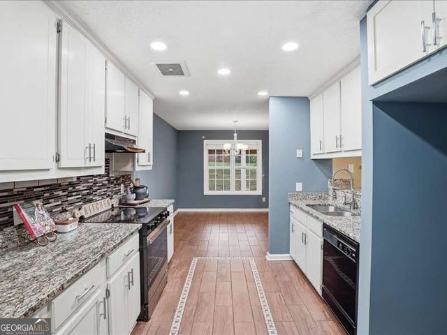 7154 Cedar Hill Drive, Gainesville, GA 30507