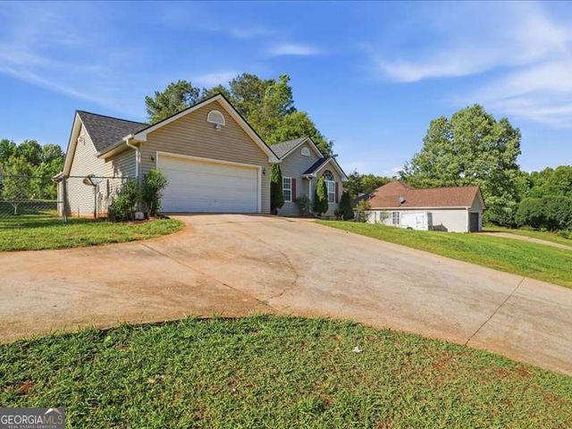 7154 Cedar Hill Drive, Gainesville, GA 30507