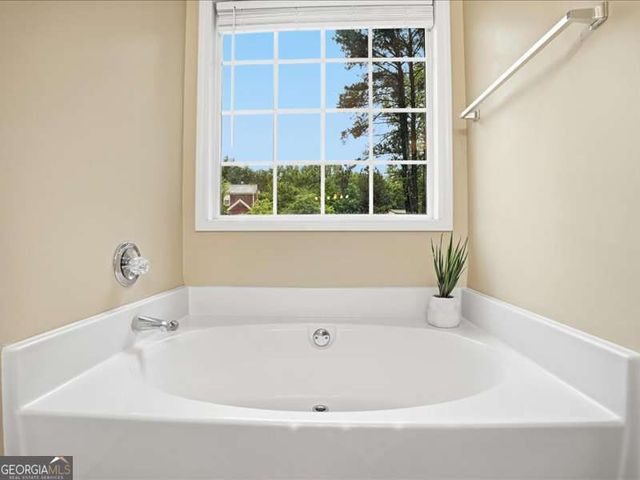 7154 Cedar Hill Drive, Gainesville, GA 30507