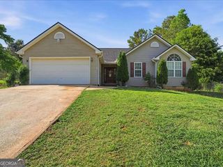 7154 Cedar Hill Drive, Gainesville, GA 30507