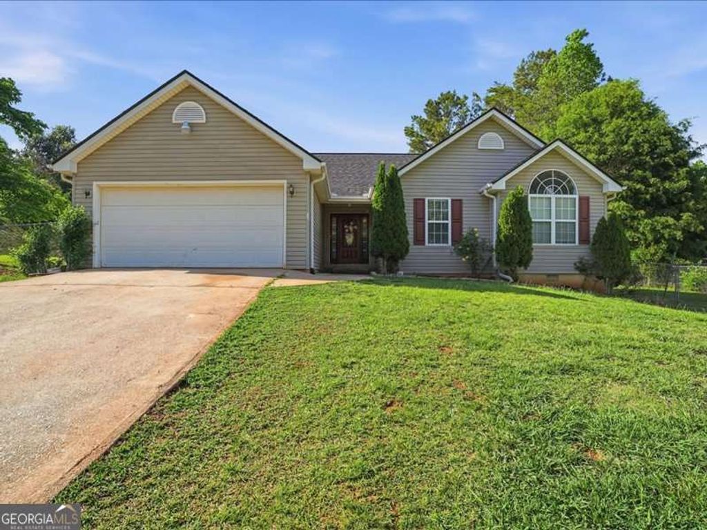 7154 Cedar Hill Drive, Gainesville, GA 30507
