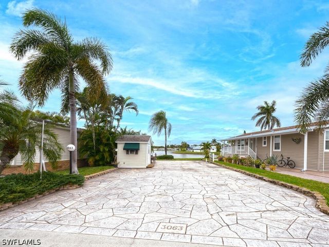 3063 Waterview PT, Naples, FL 34120