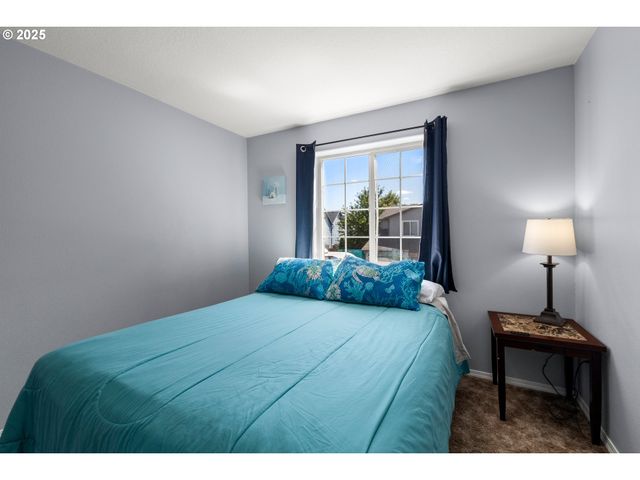 7143 Se AUSTIN Dr, Hillsboro, OR 97123