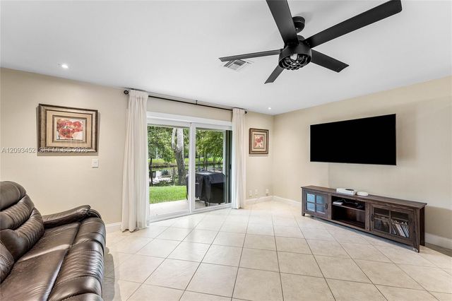 6386 Boca Circle, Boca Raton, FL 33433