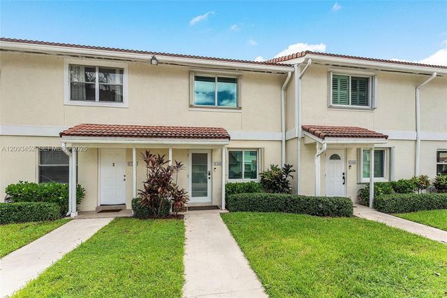 6386 Boca Circle, Boca Raton, FL 33433