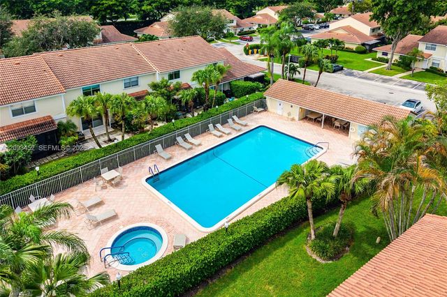 6386 Boca Circle, Boca Raton, FL 33433
