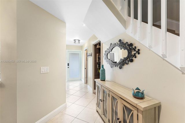 6386 Boca Circle, Boca Raton, FL 33433