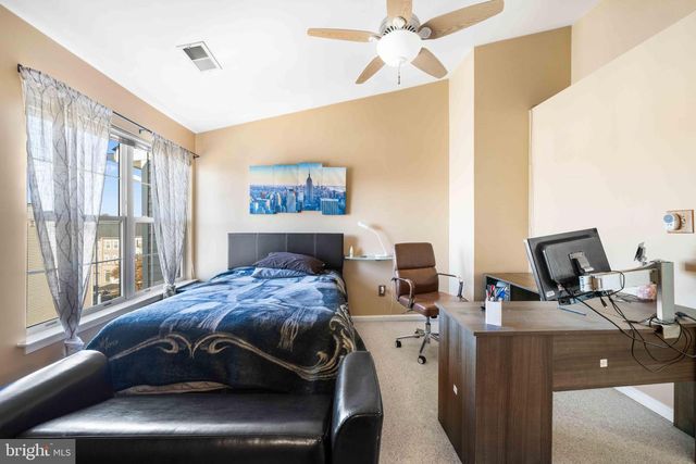 9264 KRISTY DR, Manassas Park, VA 20111