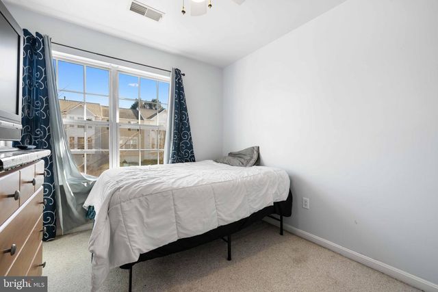 9264 KRISTY DR, Manassas Park, VA 20111