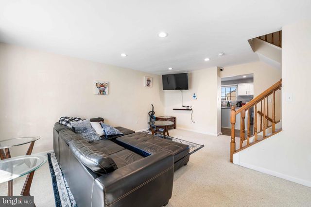 9264 KRISTY DR, Manassas Park, VA 20111