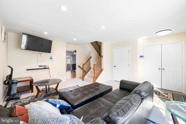 9264 KRISTY DR, Manassas Park, VA 20111