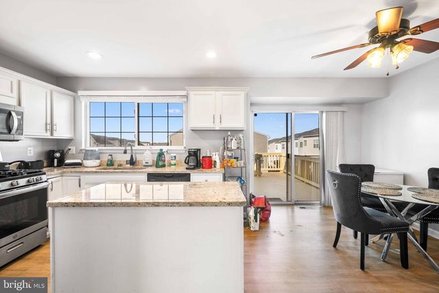 9264 KRISTY DR, Manassas Park, VA 20111