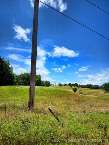1065 Road, Hitchita, OK 74426