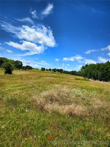 1065 Road, Hitchita, OK 74426