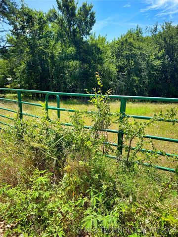 1065 Road, Hitchita, OK 74426