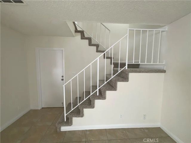 7942 Moonshadow 2, Huntington Beach, CA 92647