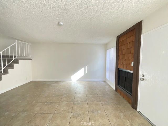 7942 Moonshadow 2, Huntington Beach, CA 92647