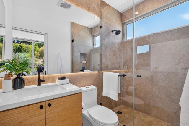3985 Clark Street, San Diego, CA 92103