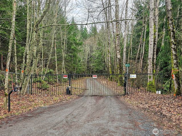 17011 226th Avenue E, Orting, WA 98360