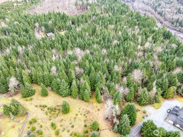 17011 226th Avenue E, Orting, WA 98360