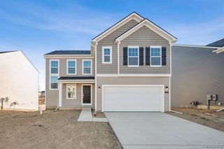 416 Hidden River, Holly, MI 48442