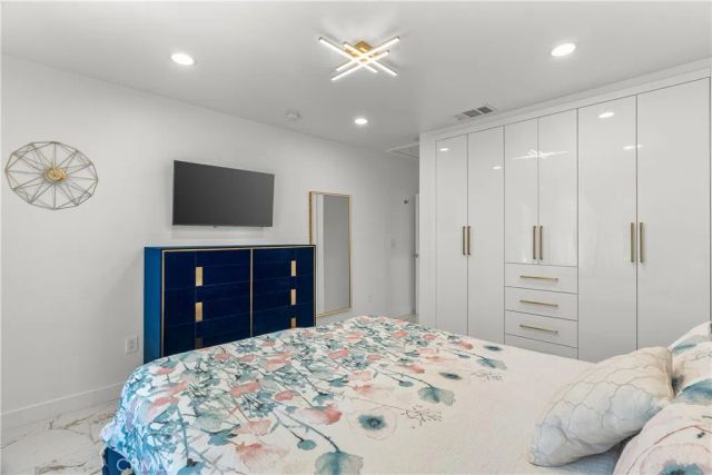 3419 Montrose Ave, La Crescenta, CA 91214